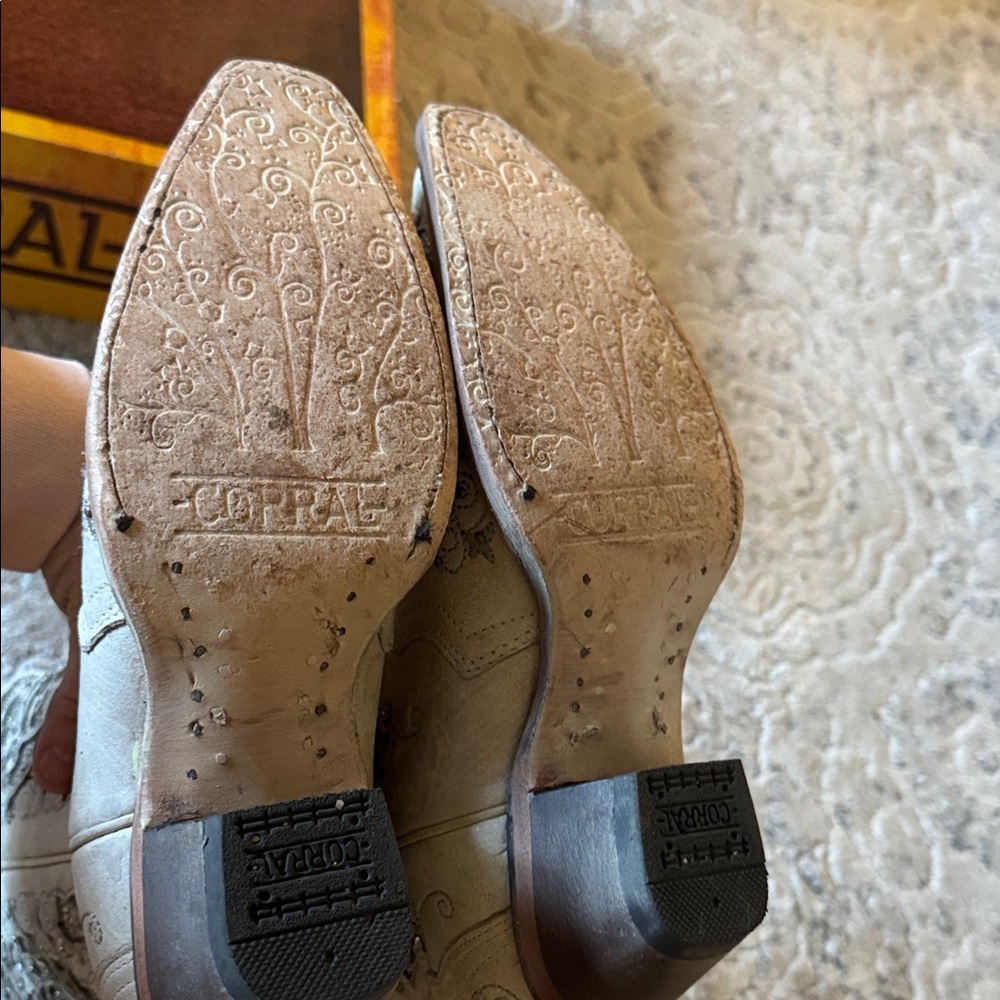 Corral White Glitter Inlay And Crystals Womens Boots Size 6.5 - Picture 7 of 8